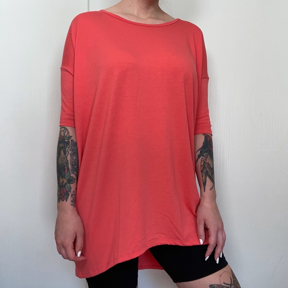 NWT LuLaRoe Irma High-Low Tunic